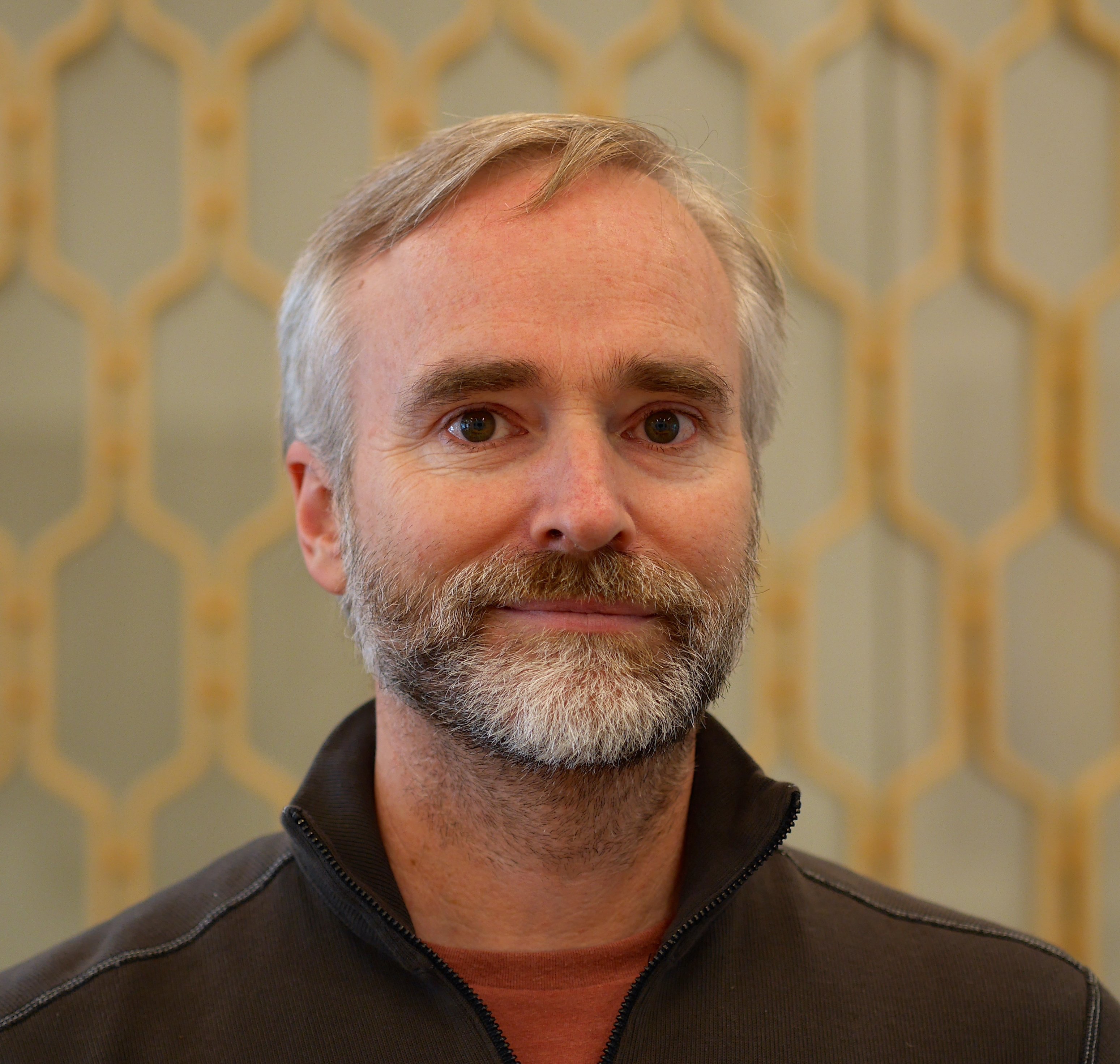 Dylan_Hixon_headshot